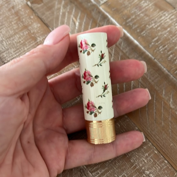 Rouge à Lèvres Voile Sheer Lipstick - Picture 7 of 9